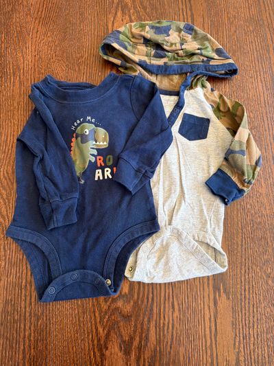 Carters onesies 2 pack  3-6 Months