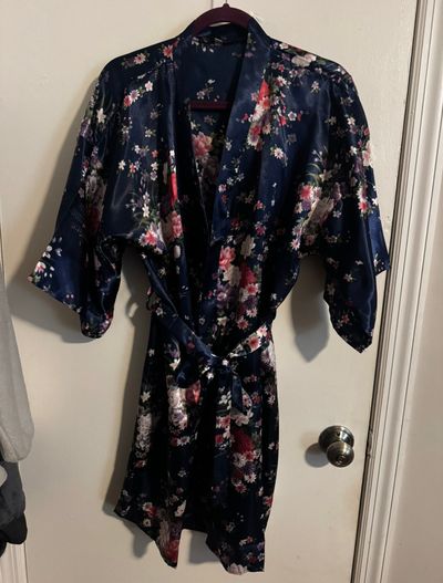 Womens Robe Size XL Womens  Robe Size XL Women's - XL