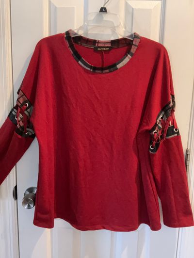 Bluheaven Fits more like a Med- red/plaid with cut outs on the sleeves Women's - S