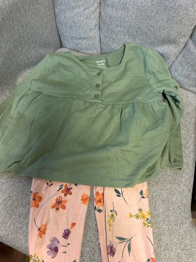 Carters  4T