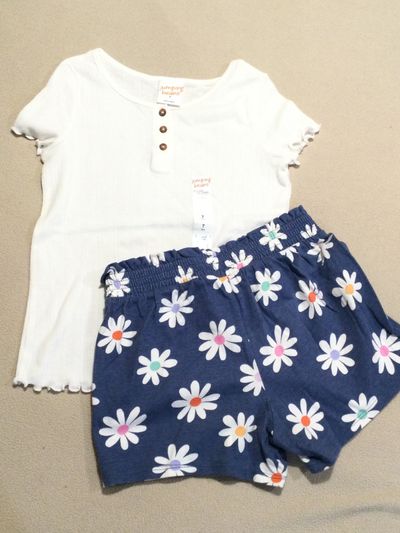 New Jumping beans White henley style shirt with navy floral shorts 7-8