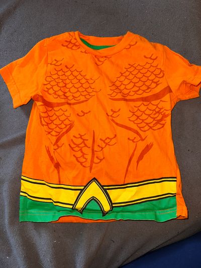 Justice League DC Aquaman graphic tee 3T