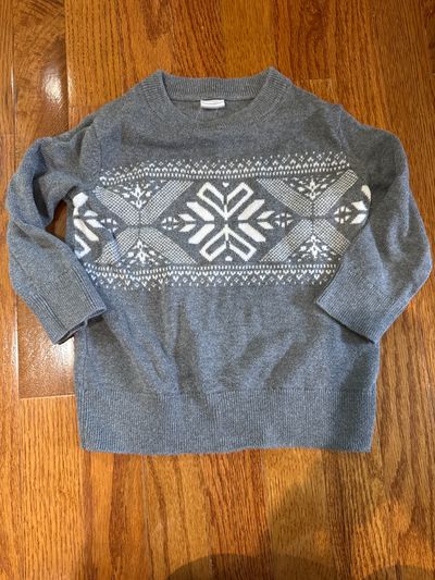 Baby GAP Gray sweater white snowflakes 18-24 Months