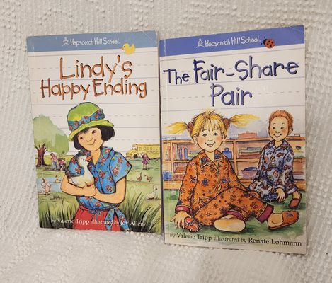 2 BOOKS HIll school