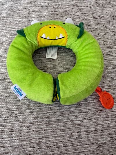 Trunki Airplane pillow for kids 2-4 yrs old 12in max neck circumference