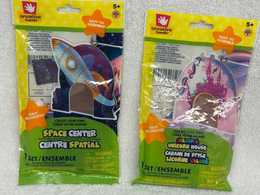 2 Create your own sets.Space Center & Unicorn Hous 2 Create your own sets.Space Center & Unicorn House
