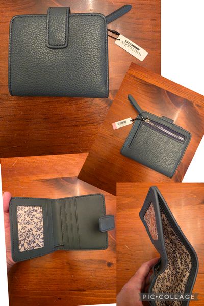 Vera Bradley NWT Small Blue  Wallet