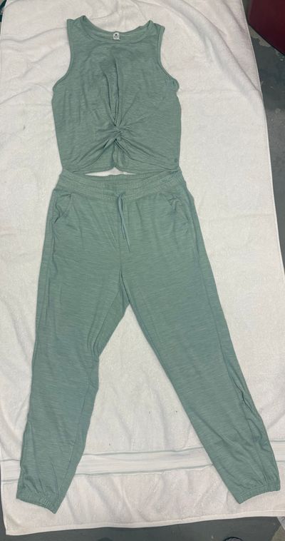 90 degrees two piece New w/o tags green Women's - L