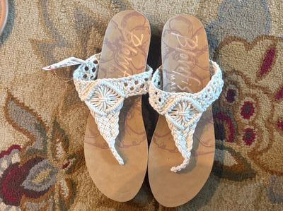 Blowfish New white crochet sandals 10 (Adult)