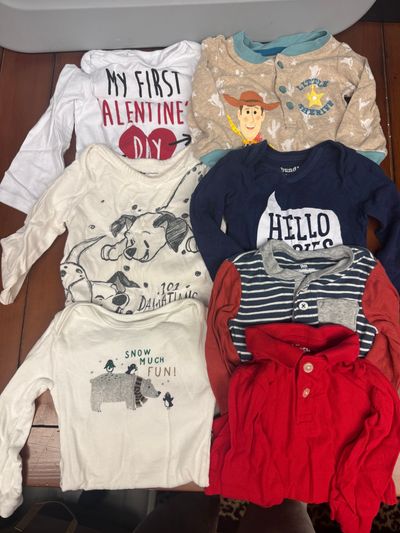 Baby Boy Clothing Bundle 7 pieces Baby Boy Clothing Bundle 7 pieces 9 Months