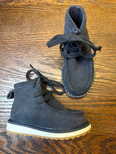 GAP boots  5 (Toddler)