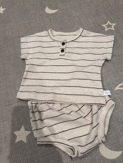 Outfit Short sleeve and shorts boys shorts outfit 3-6 Months