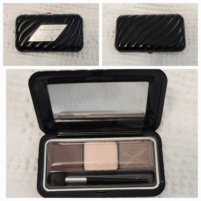 NEW EYESHADOW TRIO