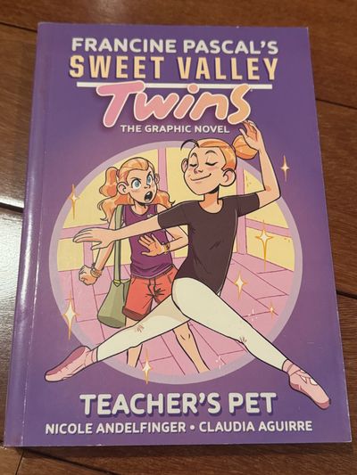 New Sweet Valley twins teachers pet graphic nov