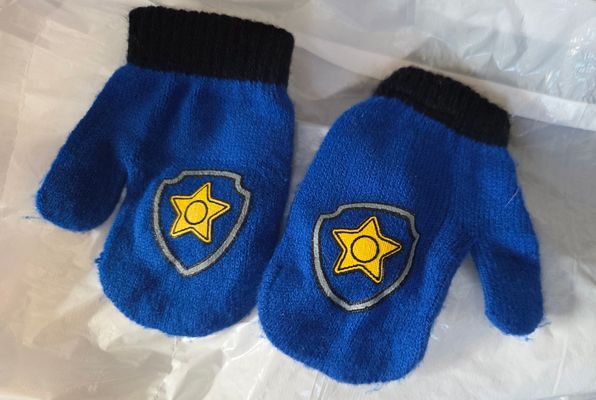 Paw Patrol Mittens size toddler  Toddler (2-4 yrs)