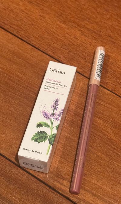 Brand new Gya patchouli essential oil roll-o