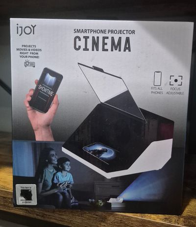 Smart Phone Projector Easy to Use & Actually works! I use mine!