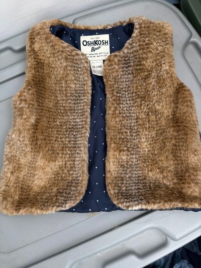 OskKosh Faux Fur Vest  18-24 Months