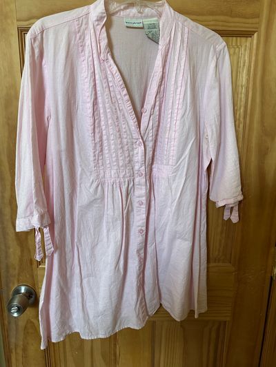 Pink shirt  Women's - L