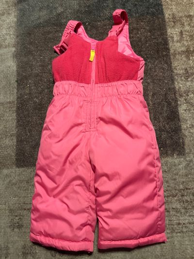 Oshkosh pink snow bib Size 12m 12 Months