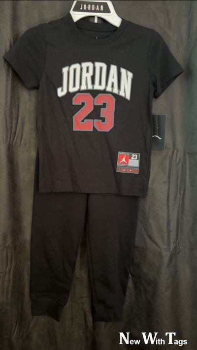 JORDAN  5T/5
