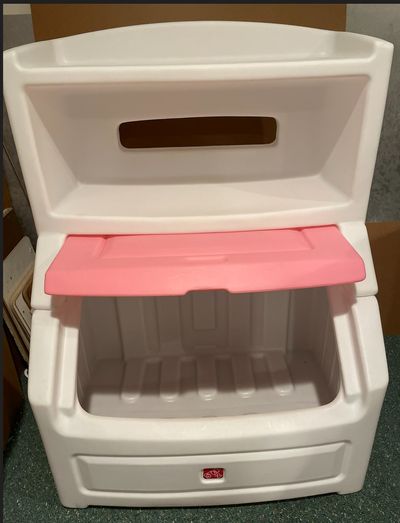 Pink plastic storage bin pink and white Step 2