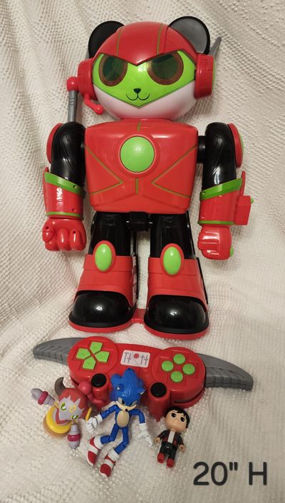 TALL ROBOT
