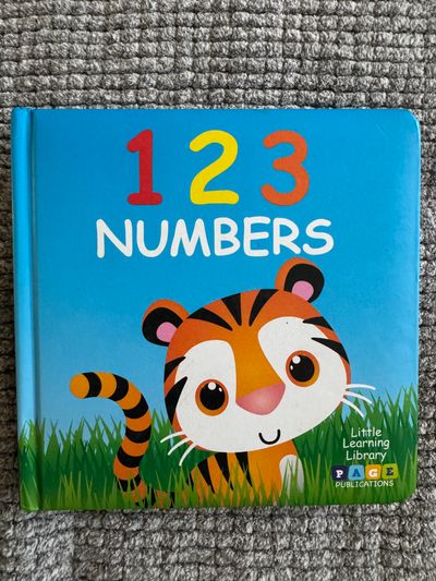 Little Learning Library NEW- 123 Numbers