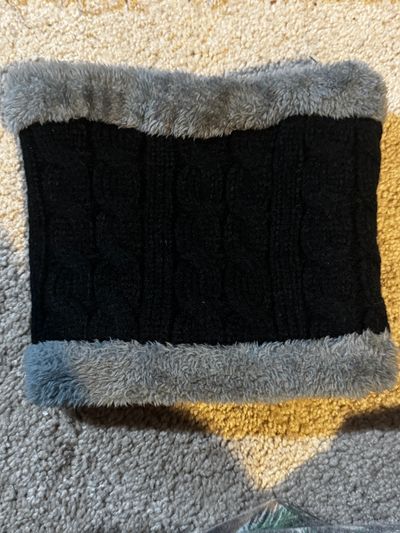 Boys Neck scarf. Small Boys Neck scarf. Small Toddler (2-4 yrs)