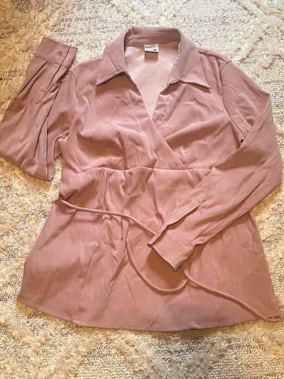 Motherhood maternity mauve shirt Excellent condition. SFPF home Women's - S