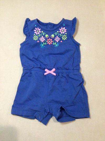 Carters romper With snaps at bottom for easy changing 3 Months