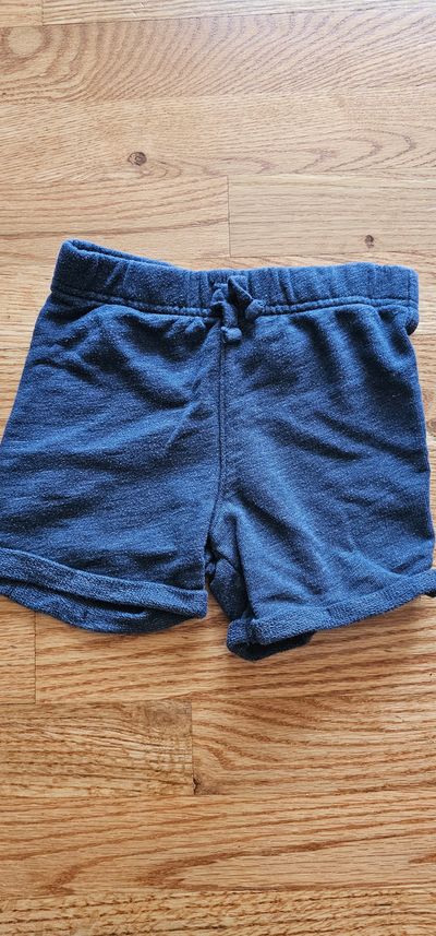Jumping Beans Excellent condition boys shorts soft & comfortable for daily wear 24 Months