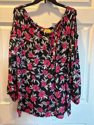 Liz Lange Black/pink/white floral sheer flowy cold shoulder top Women's - XL