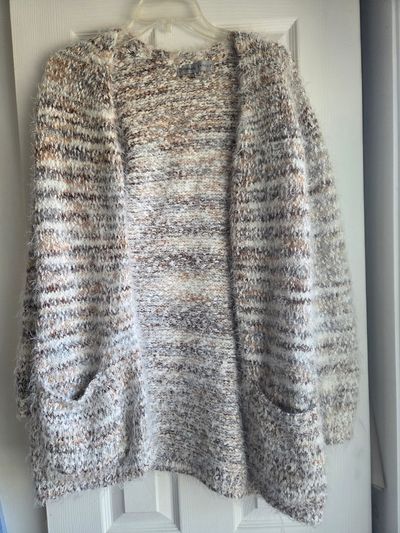 Absolutely Famous Sweater  Women's - M