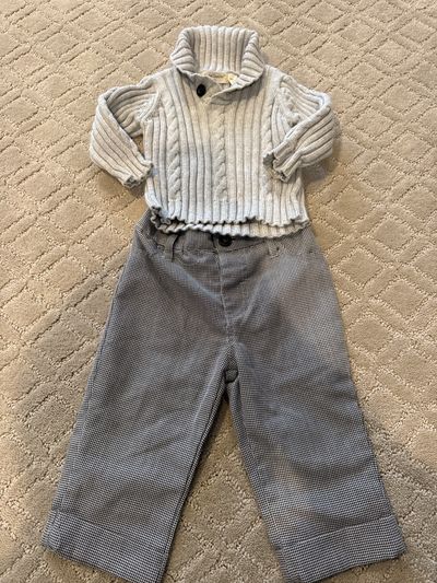 Wendy Bellissimo Two piece gray set 3-6 Months