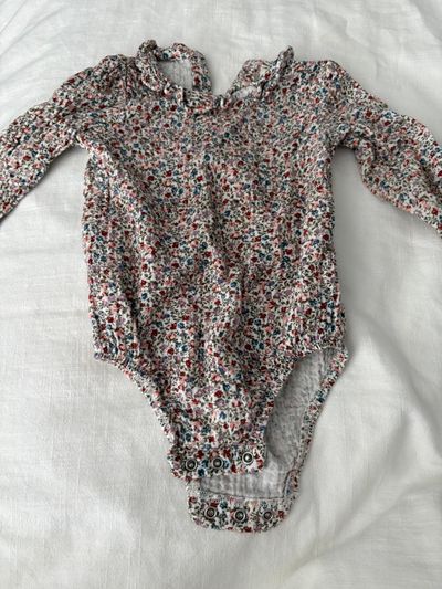 Little planet by carters So cute gauze material floral onesie with ruffle neck 6-9 Months