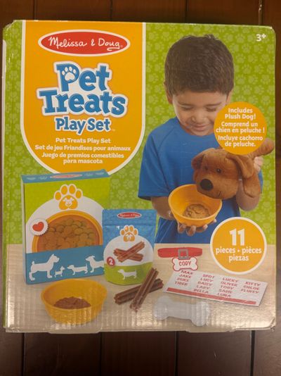 Brand new Melissa and Doug Pet Treat Playset Brand new Melissa and Doug Pet Treat Playset