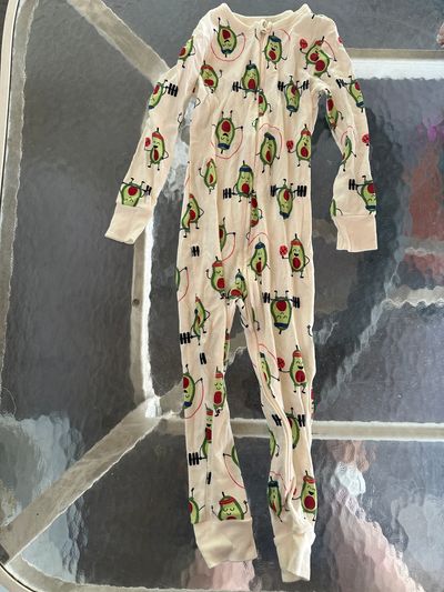Old Navy avocado workout footies 3T