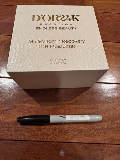 Brand new D'or 204K prestige endless beauty Retail $495 High-end skin care, multivitamin 24 h moisturizer
