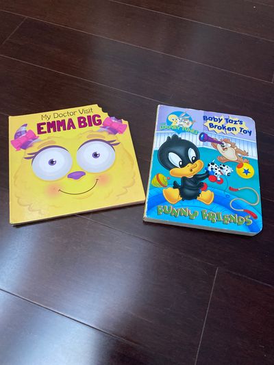 One is looney tunes other does not have a brand Two books