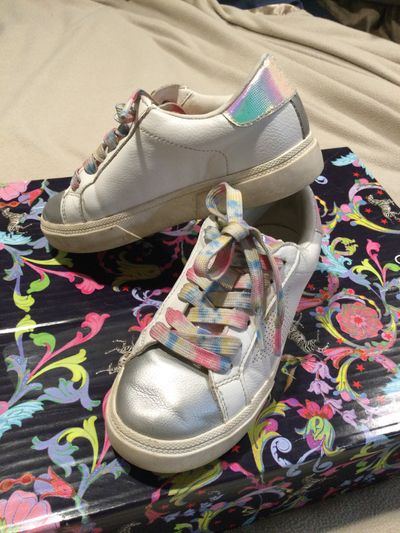 Art class White with rainbow laces 13 (Lil' Kid)