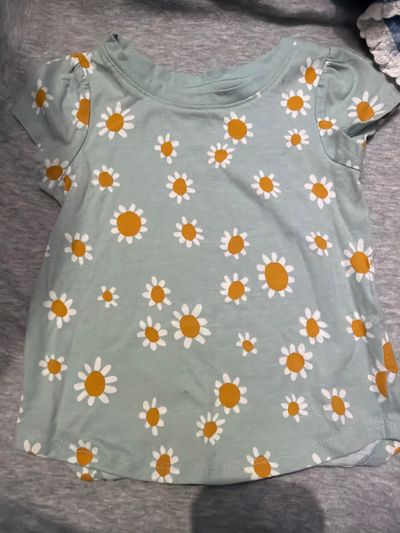 Cat & Jack Daisy Top  3T