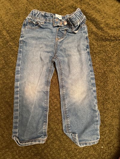 Old navy Jeans with snap buttons 2T