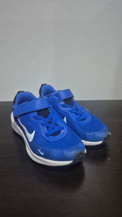 NIKE Blue Sneakers Excellent Condition 11 (Lil' Kid)
