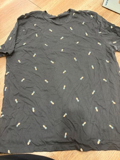 Old navy Pineapple t shirt Men's - L