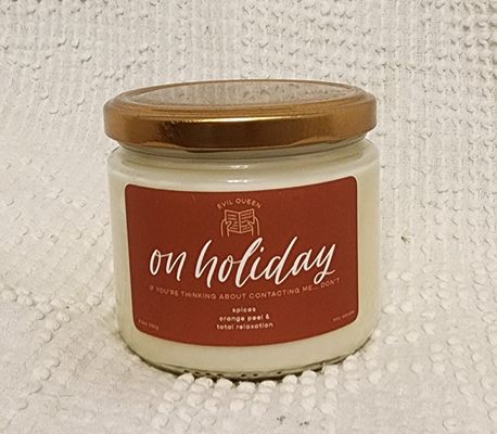 NEW AROMATIC CANDLE