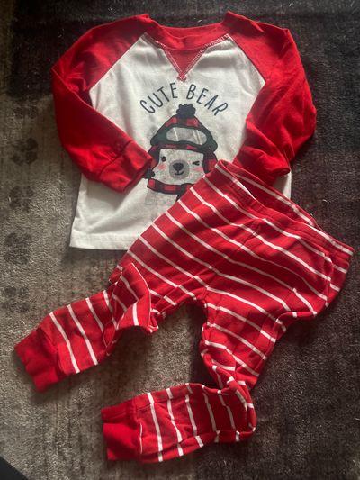 Cute bear winter pajamas size 2t  2T