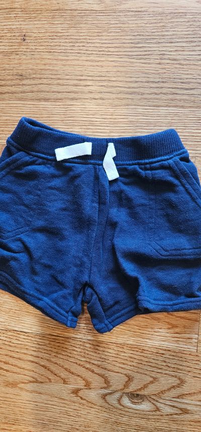 Garanimals Like New pull-on elasticized comfortable for outdoor activities 18 Months