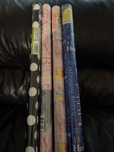 Unique NEW-Assorted Gift Wrap -4pcs