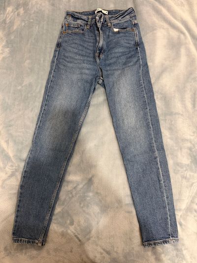 Zara high waist straight leg jeans  6 Petite